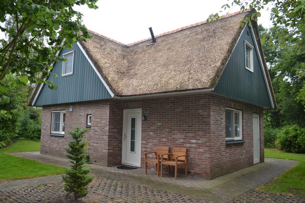 Villapark De Weerribben Paasloo Exterior foto
